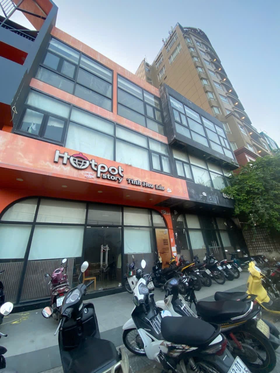 Nhà nguyên căn 3 tầng diện tích đất 300m² sử dụng gần 1000m tại đường 2/9, phù hợp kinh doanh nhà hàng, game, Bida