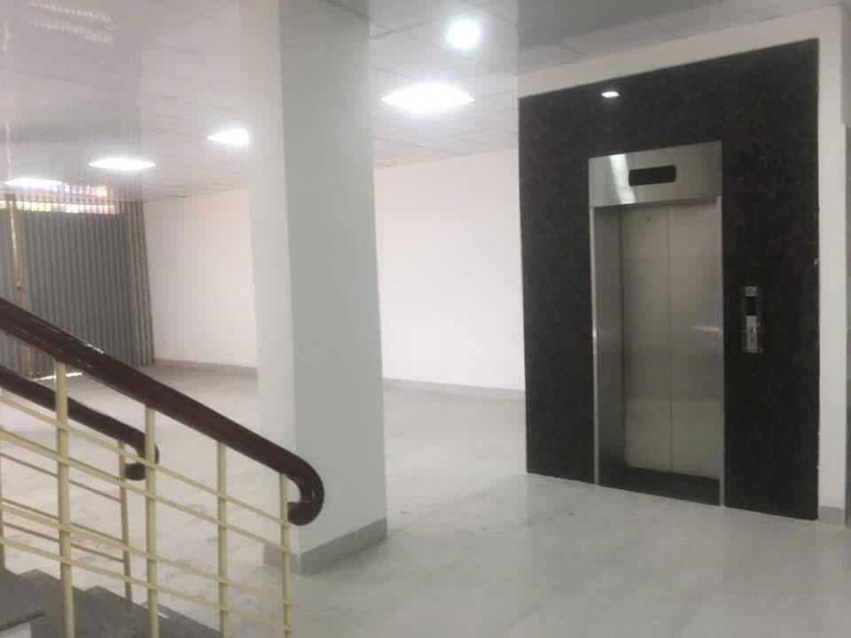 Nhà 4 tầng HUỲNH TẤN PHÁT CÓ THANG MÁY mặt tiền 10m, diện tích sử dụng 765m2, phù hợp để ở và kinh doanh CÔNG TY, THẨM MỸ, GYM - Ảnh 4