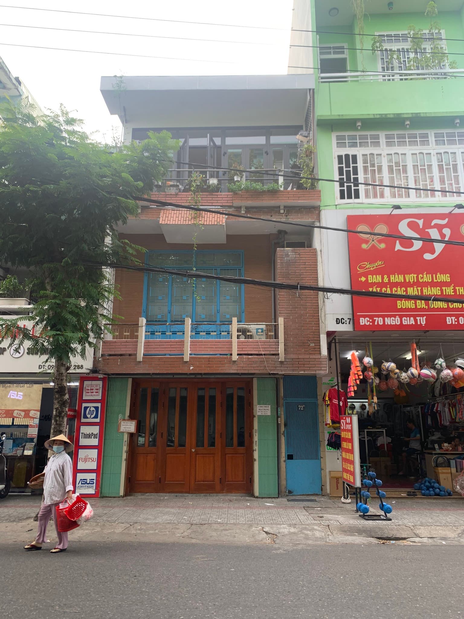 Nhà nguyên căn 3 tầng Ngô Gia Tự, diện tích sử dụng 300m2, phù hợp để ở hoặc kinh doanh