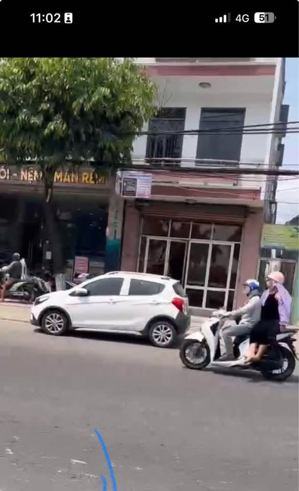 Mặt bằng kinh doanh NGUYỄN TRI PHƯƠNG hơn 30m2, thoáng mát, gần trường học và bệnh viện