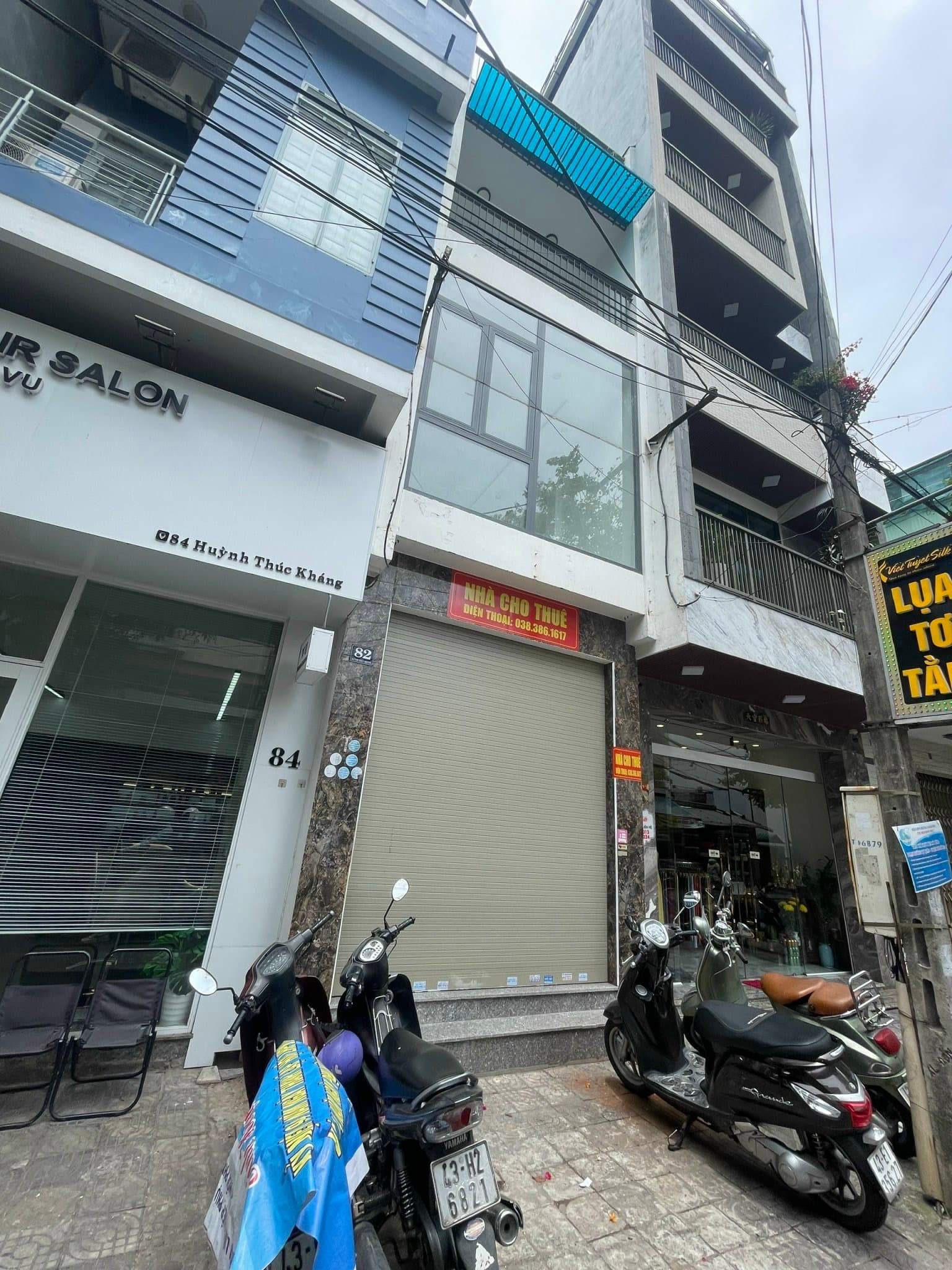Nhà nguyên căn 3 tầng diện tích 40m2 tại Huỳnh Thúc Kháng, phù hợp kinh doanh