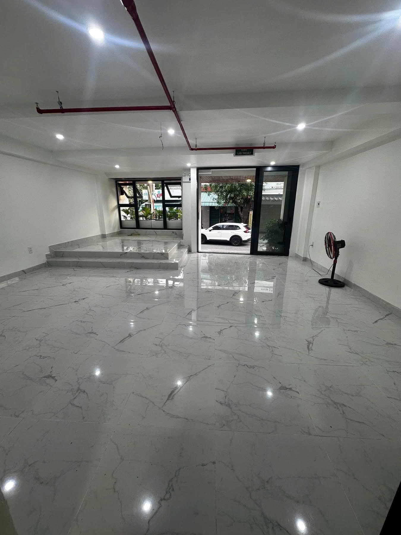 Mặt bằng tầng 1 riêng biệt diện tích 45m2 tại Phạm Nhữ Tăng, phù hợp kinh doanh - Ảnh 2