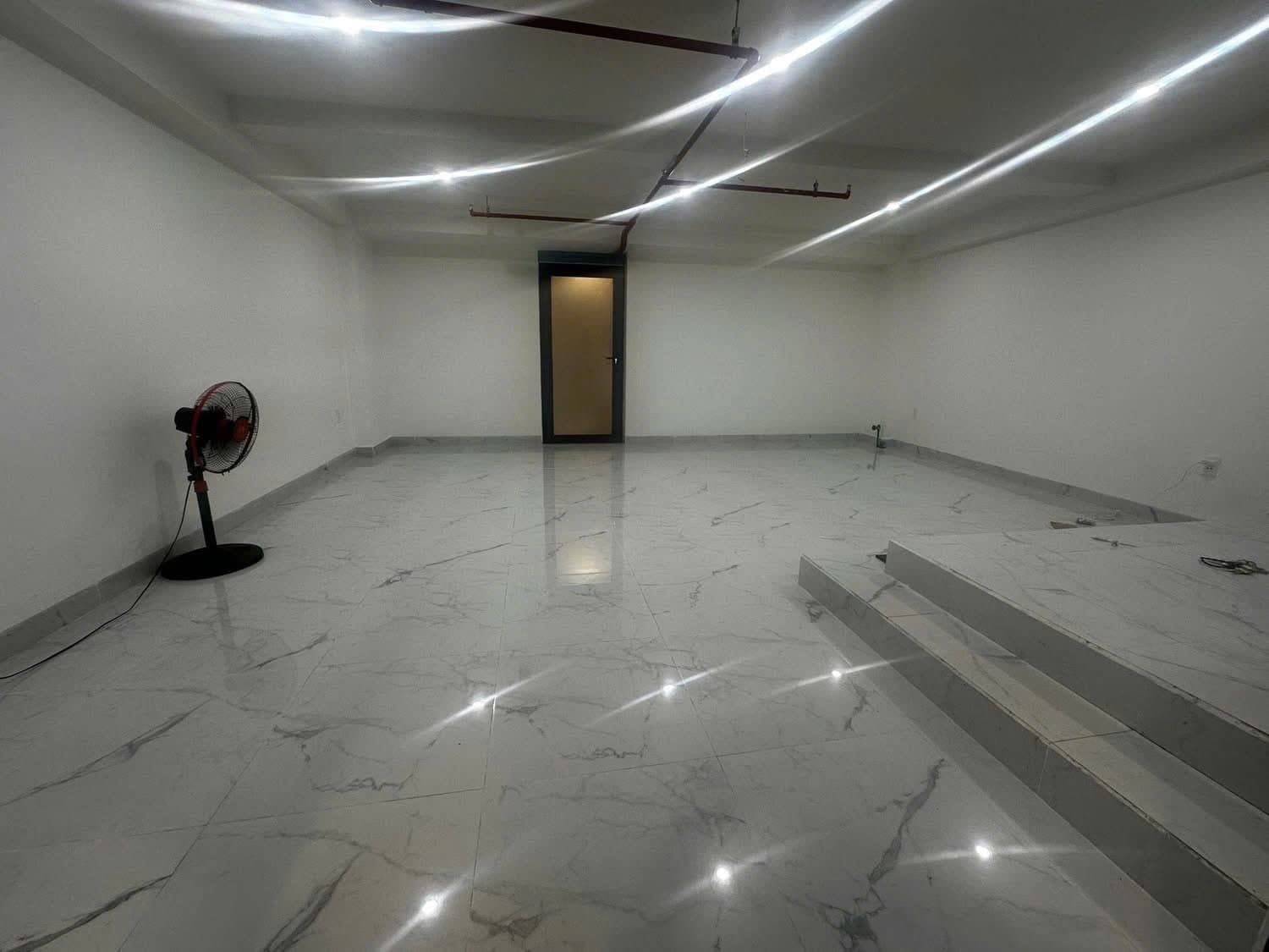Mặt bằng tầng 1 riêng biệt diện tích 45m2 tại Phạm Nhữ Tăng, phù hợp kinh doanh - Ảnh 3