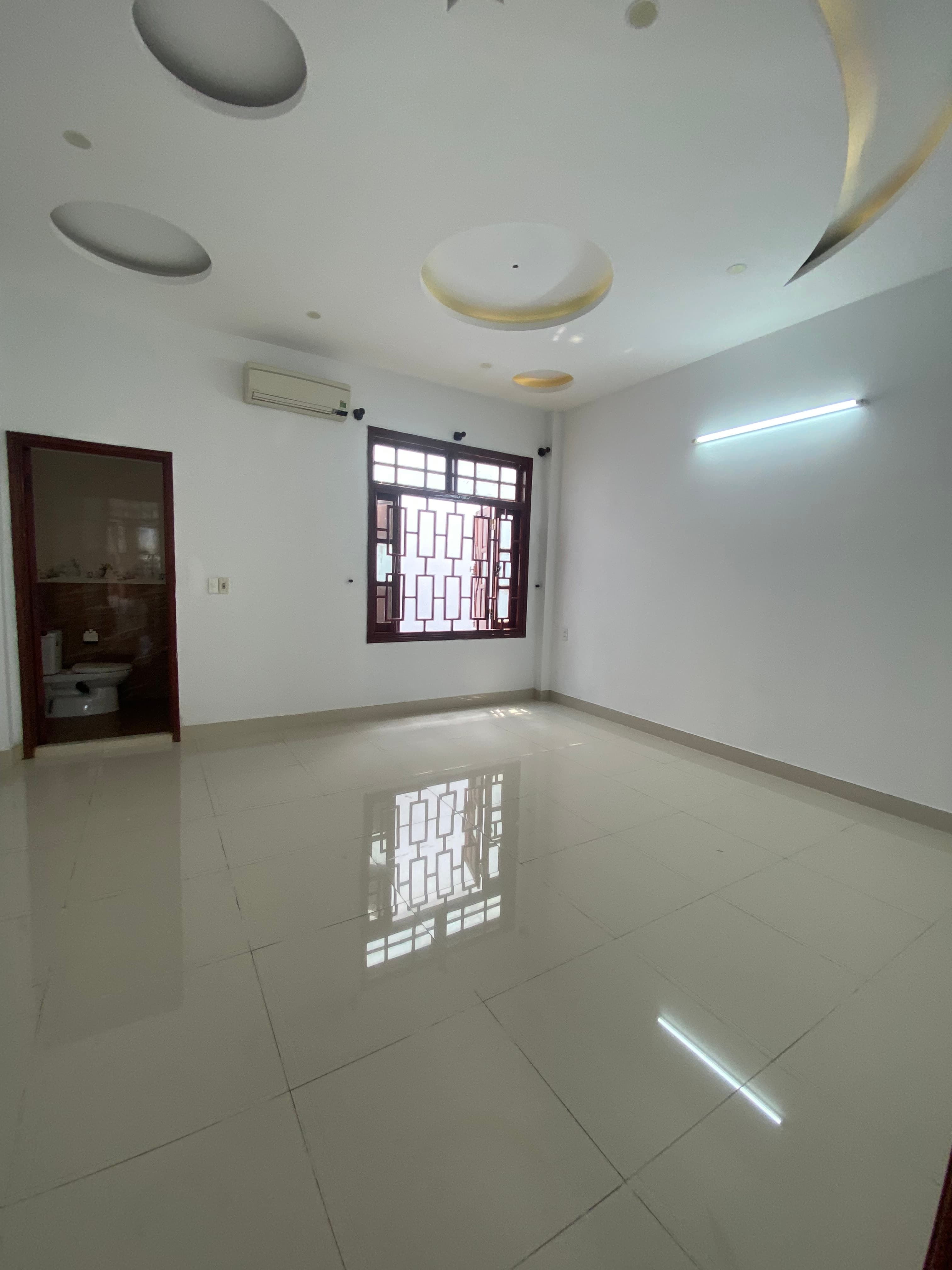 Nhà nguyên căn 3 tầng Châu Thị Vĩnh Tề, diện tích 115m2, phù hợp kinh doanh đa dạng - Ảnh 6