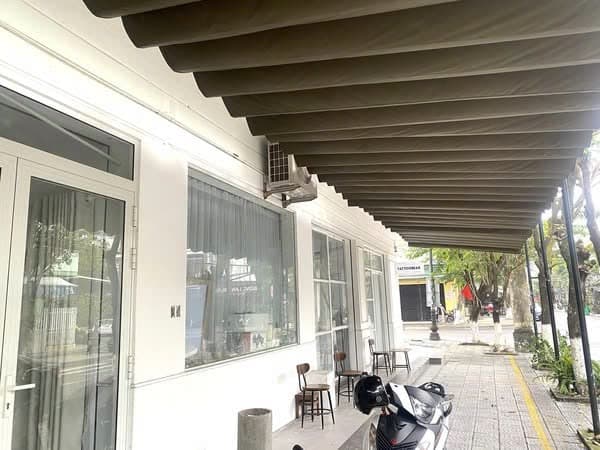 Mặt bằng 2 mặt tiền khúc hạo, 100m² có lối đi riêng, phù hợp kinh doanh