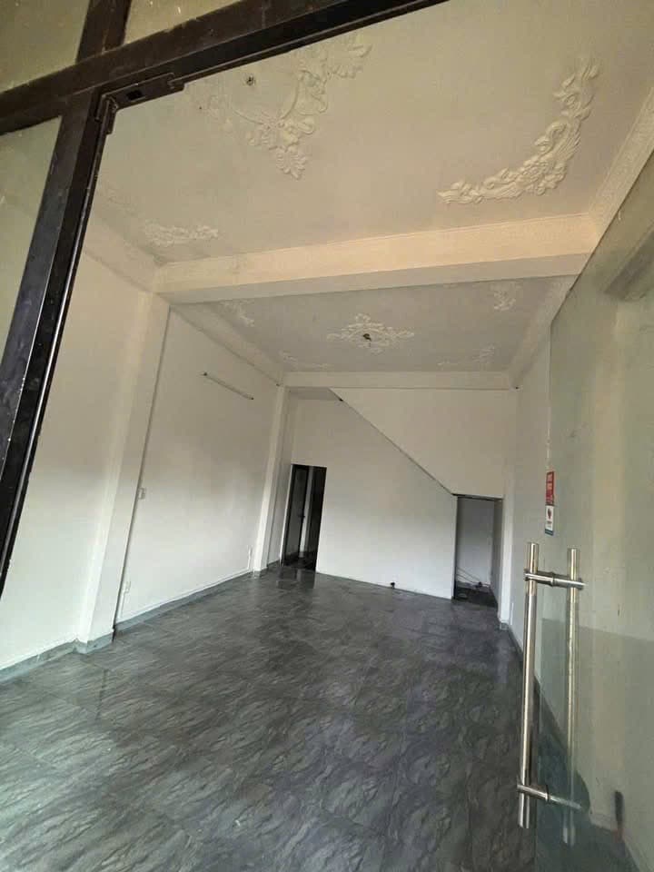 Nhà 3 tầng rưỡi Hải phòng diện tích 63.0m² , phù hợp mở văn phòng và spa - Ảnh 3