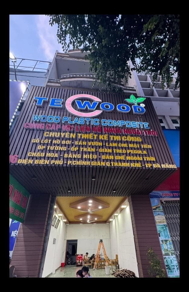Nhà nguyên căn 3 tầng diện tích 80m2 mỗi sàn, tầng 1 trống suốt, phù hợp kinh doanh