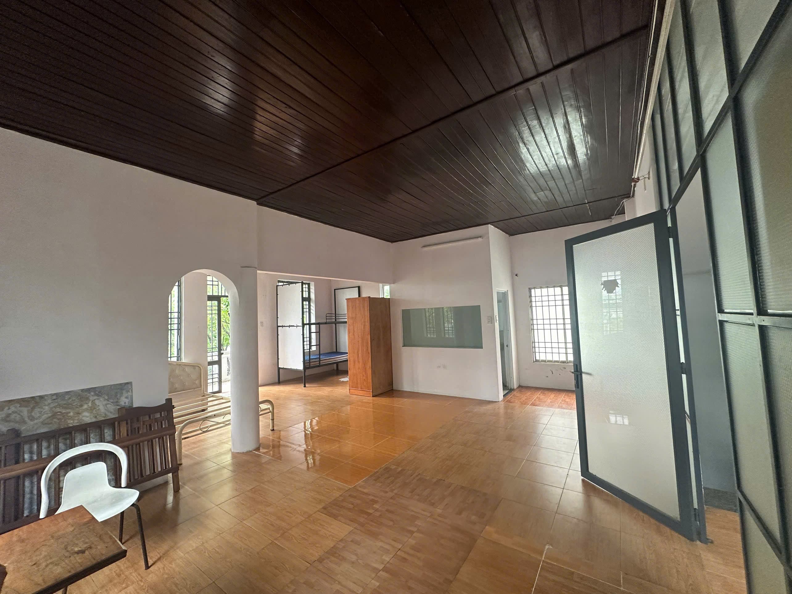 Nhà nguyên căn 2 mặt tiền Hồ Nguyên Trừng