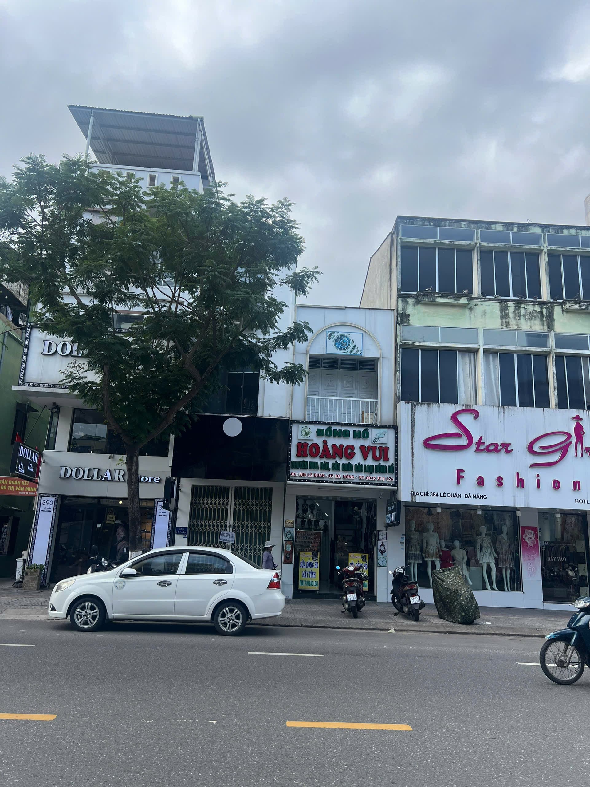 Nhà nguyên căn 3 tầng tại Lê Duẩn 