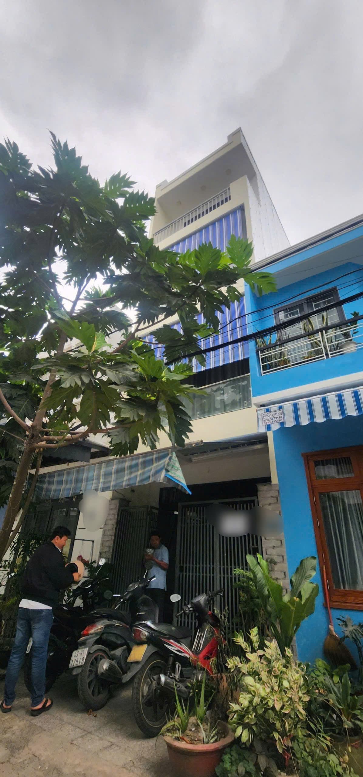 Nhà nguyên căn 4 tầng diện tích 40m2, 6 phòng ngủ, phù hợp để ở hoặc kinh doanh