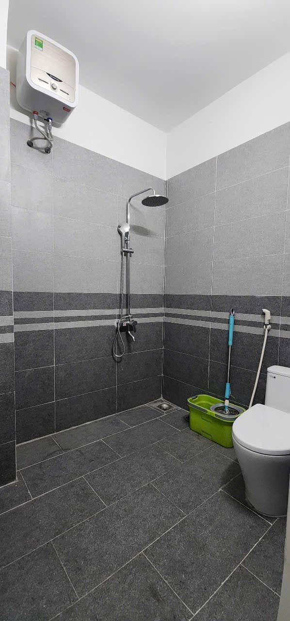 Nguyên căn 4 tầng đường 2/9 mới trống  - Ảnh 4