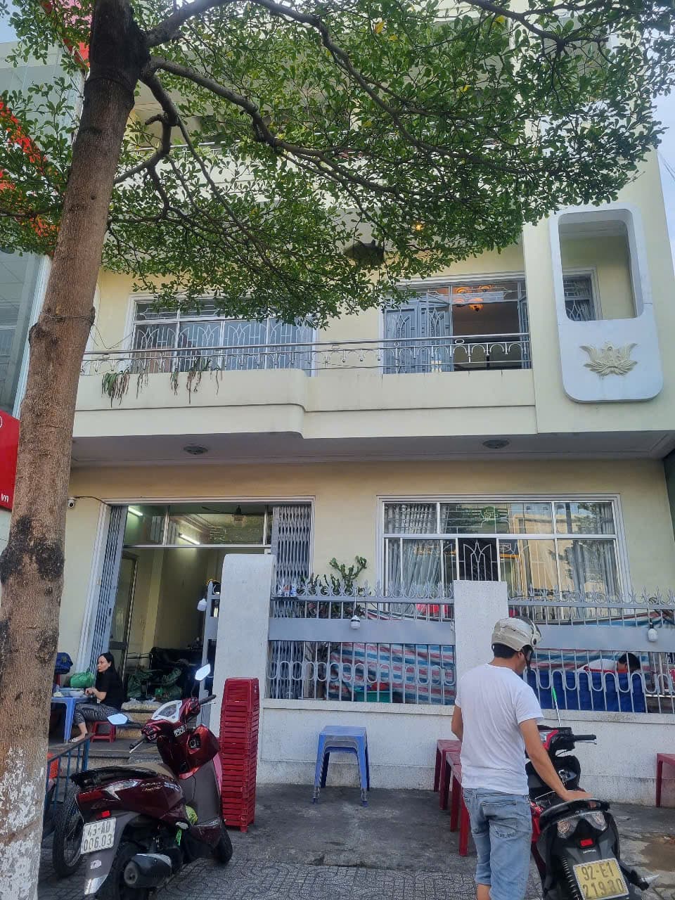 NGUYÊN CĂN 3 TẦNG LÊ DUẨN