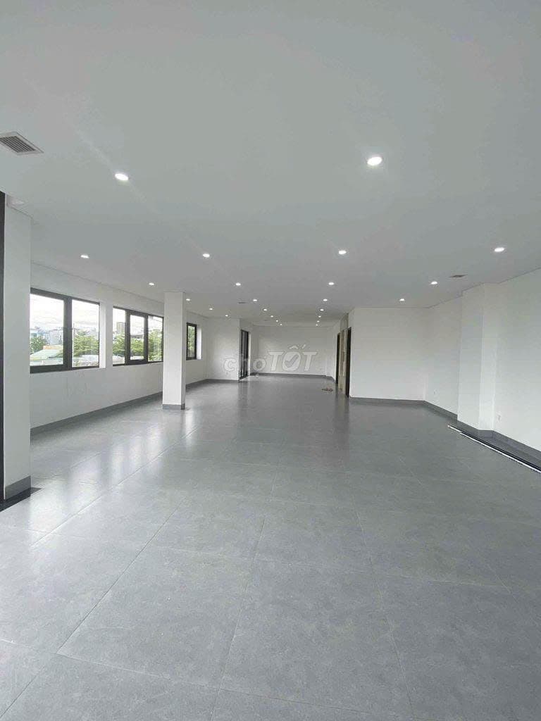 VĂN PHÒNG CHO THUÊ TẦNG 2 150M2 TẠI TRẦN NHÂN TÔNG 