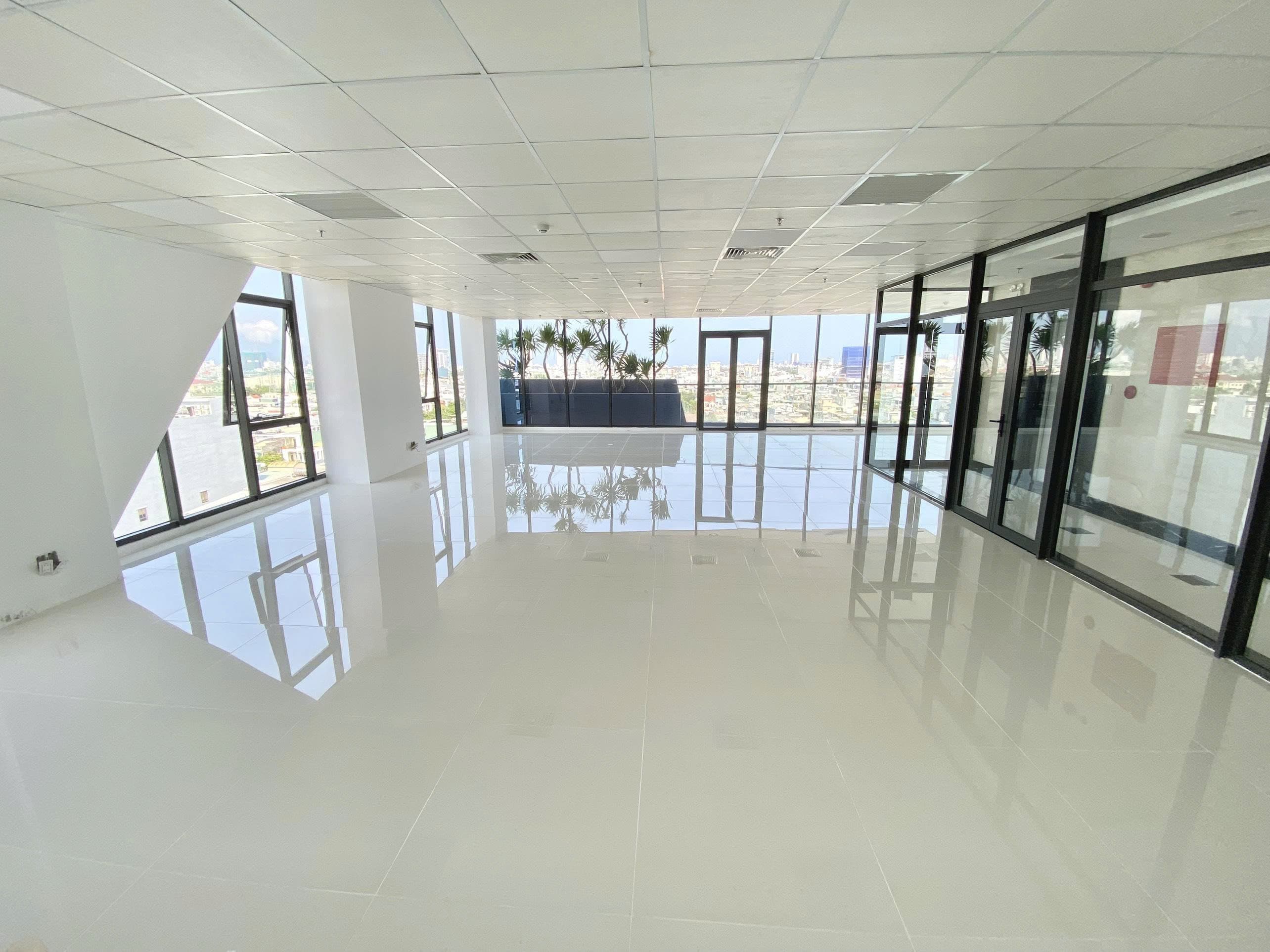 Văn phòng cho thuê 200m2 tại đường Nguyễn Hữu Thọ - Ảnh 5