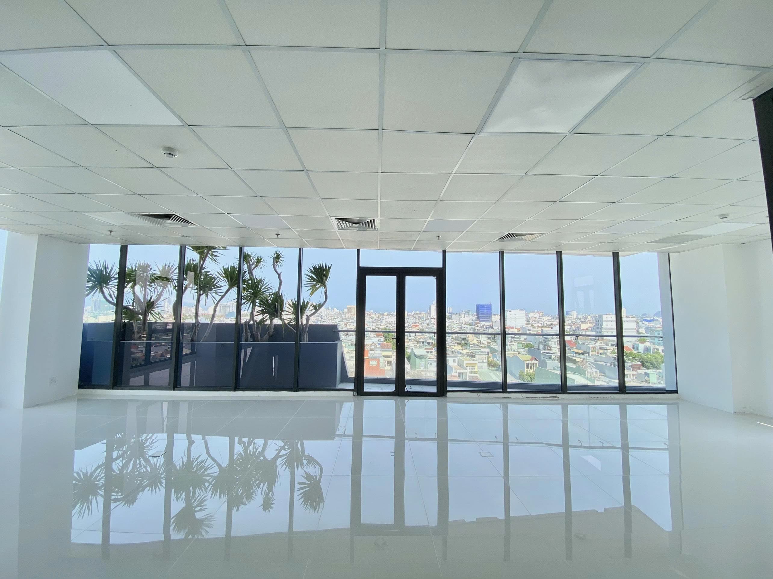 Văn phòng cho thuê 200m2 tại đường Nguyễn Hữu Thọ - Ảnh 6
