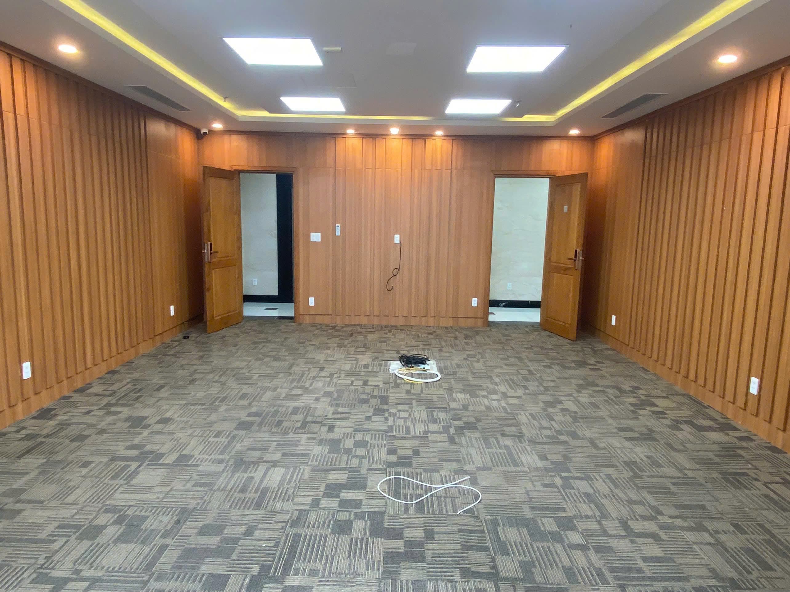 Văn phòng cho thuê 200m2 tại đường Nguyễn Hữu Thọ - Ảnh 4