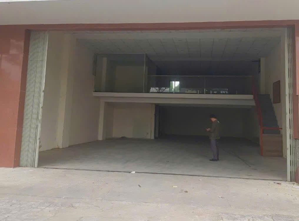 Nguyên căn 2,5 tầng đường Nguyễn Phước Lan