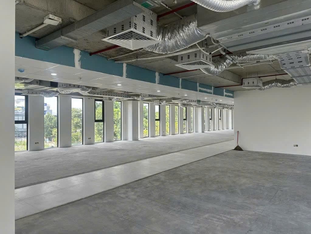 VĂN PHÒNG CHO THUÊ TỪ 100M2 - 600M2 TẠI NGUYỄN VĂN LINH - Ảnh 2