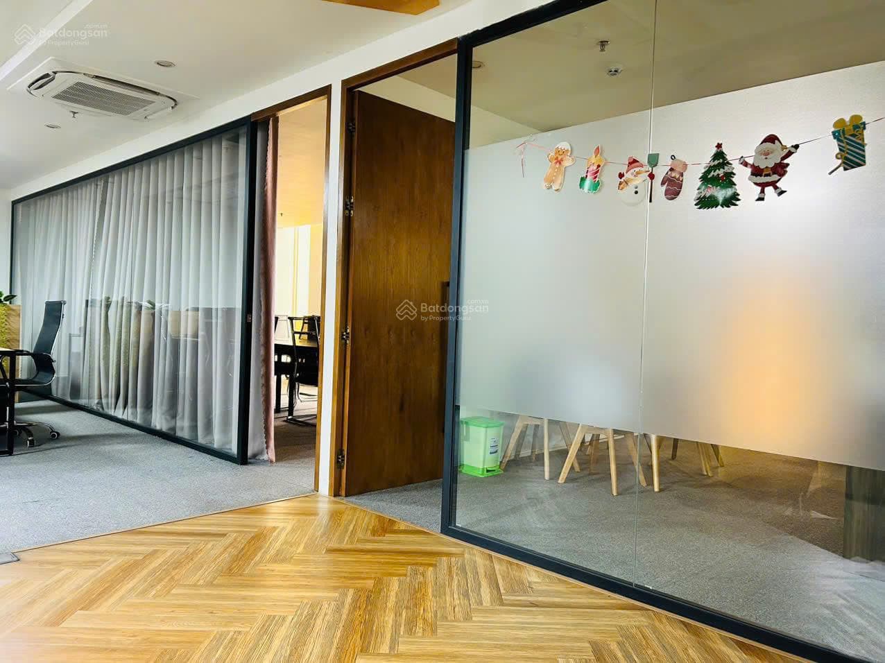 VĂN PHÒNG CHO THUÊ 300M2 TẠI TRẦN HƯNG ĐẠO - Ảnh 5