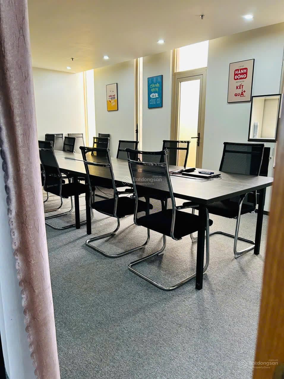 VĂN PHÒNG CHO THUÊ 300M2 TẠI TRẦN HƯNG ĐẠO - Ảnh 4