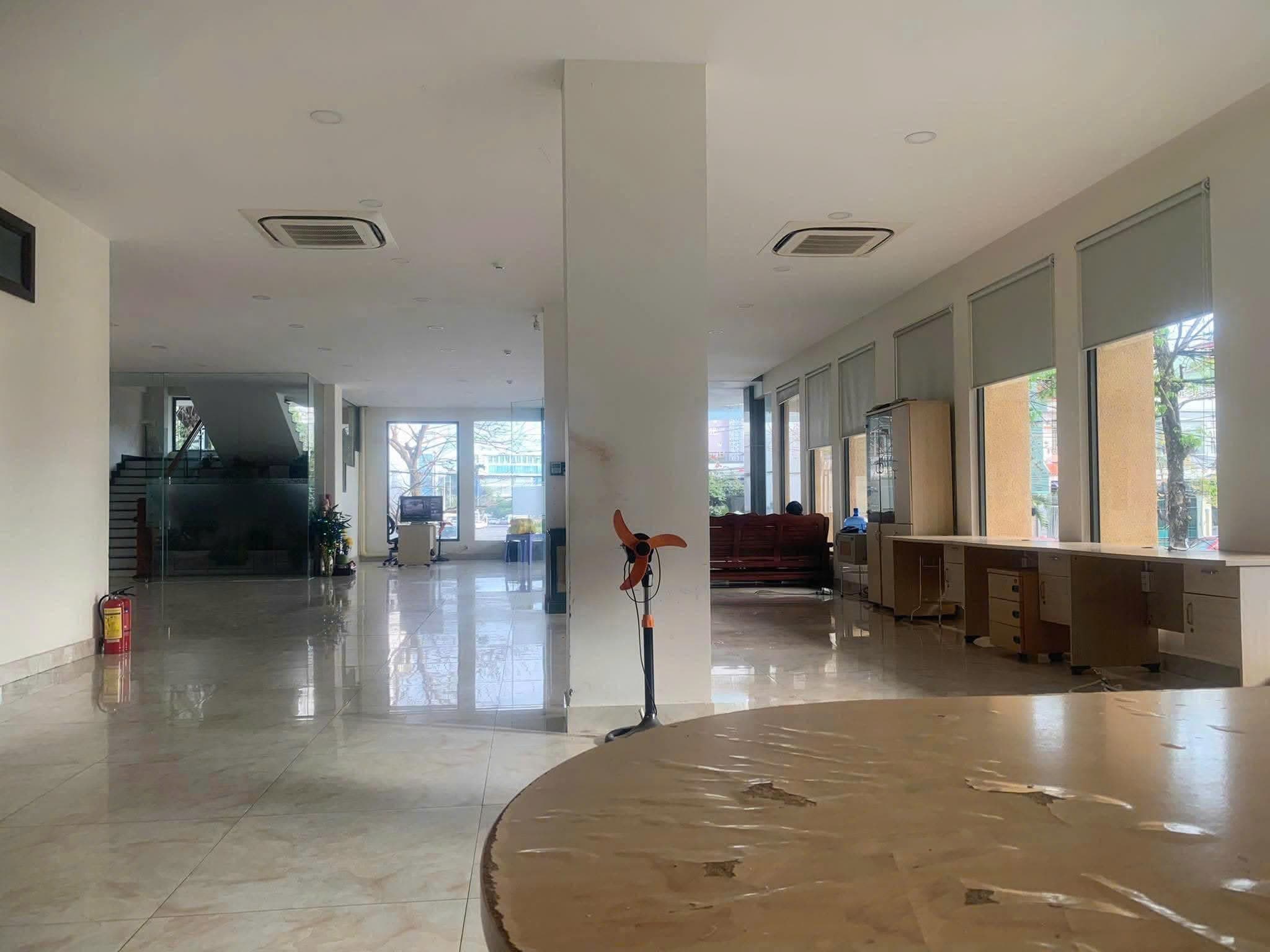 VĂN PHÒNG CHO THUÊ 140M2 - 300M2 TẠI GÓC NGUYỄN PHI KHANH - Ảnh 3