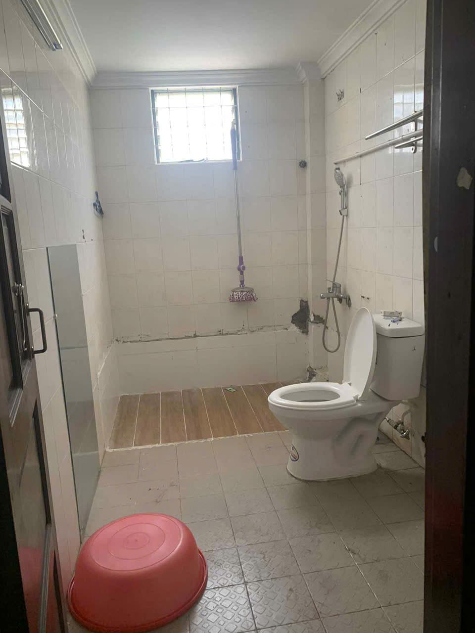 Cho thuê mặt bằng kinh doanh 4 tầng đường Nguyễn Du, Hải Châu