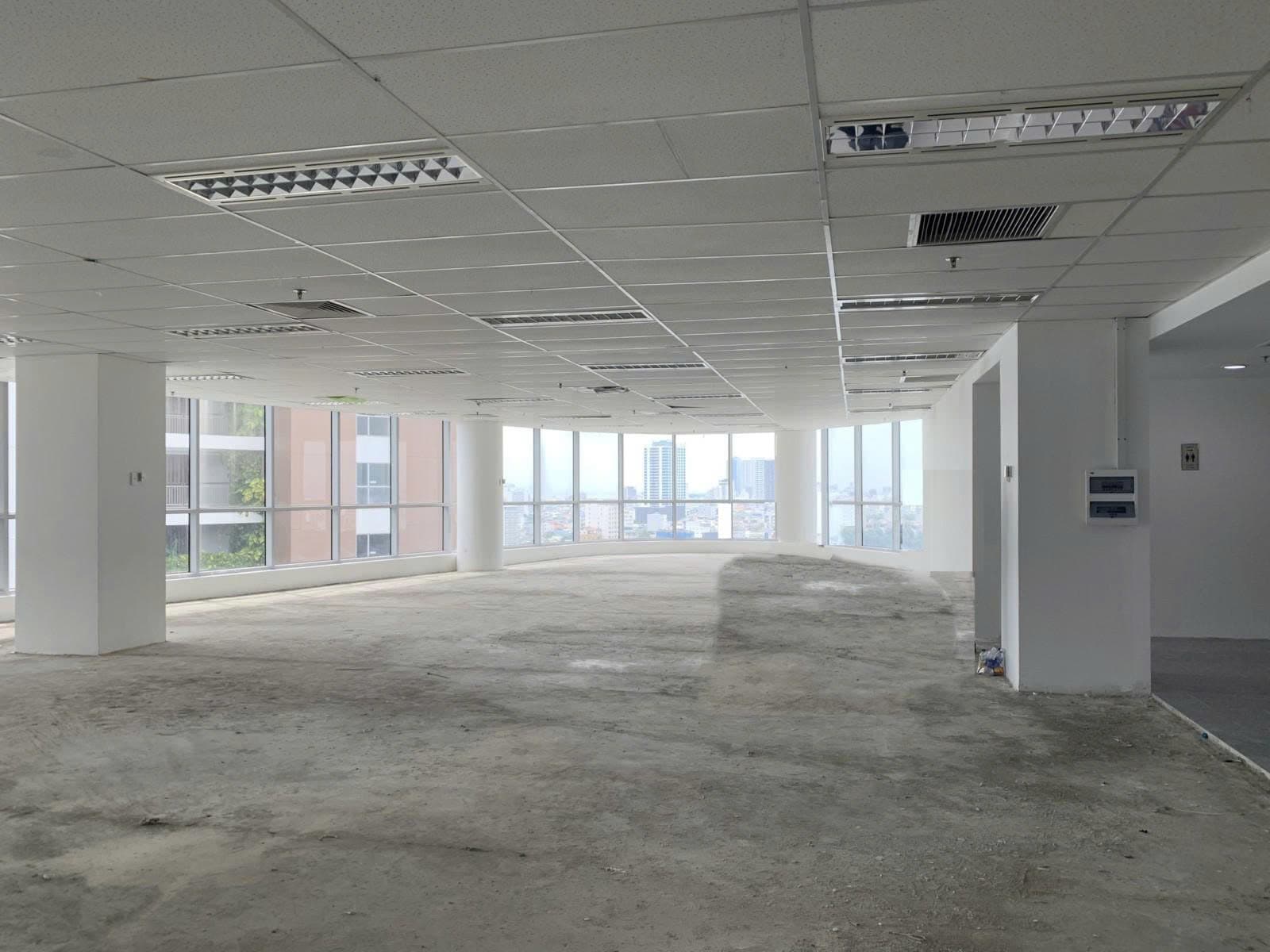 VĂN PHÒNG CHO THUÊ Ở KHU PHỐ SẦM UẤT 205M2 TẠI BẠCH ĐẰNG - Ảnh 4