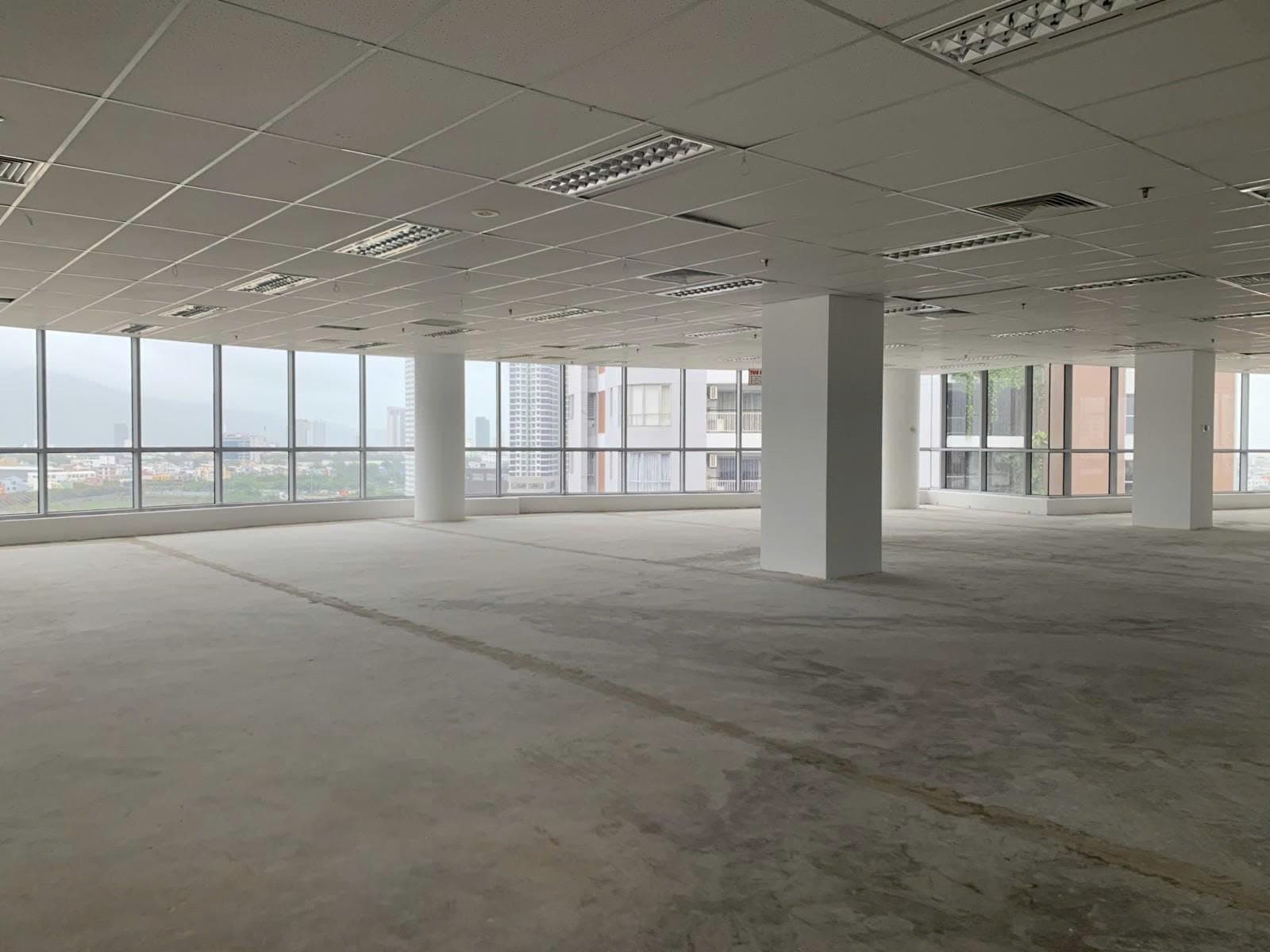 VĂN PHÒNG CHO THUÊ Ở KHU PHỐ SẦM UẤT 205M2 TẠI BẠCH ĐẰNG - Ảnh 2