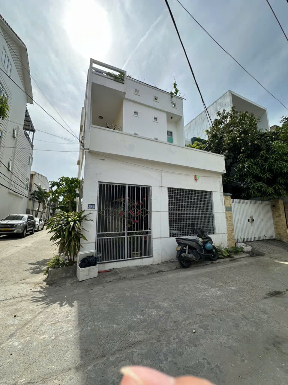 Nhà nguyên căn 4 tầng gần Nguyễn Văn Thoại, diện tích gần 200m2, cho thuê căn hộ riêng biệt