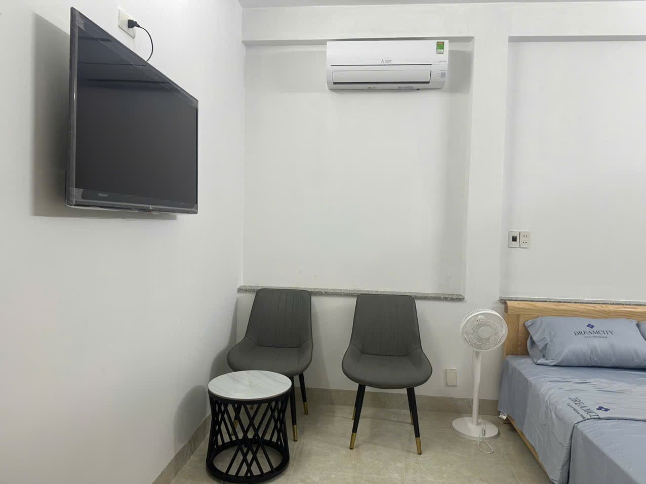 NHÀ NGUYÊN CĂN 3 TẦNG FULL NỘI THẤT GÓC NGÃ TƯ GẦN NGUYỄN PHƯỚC LAN
