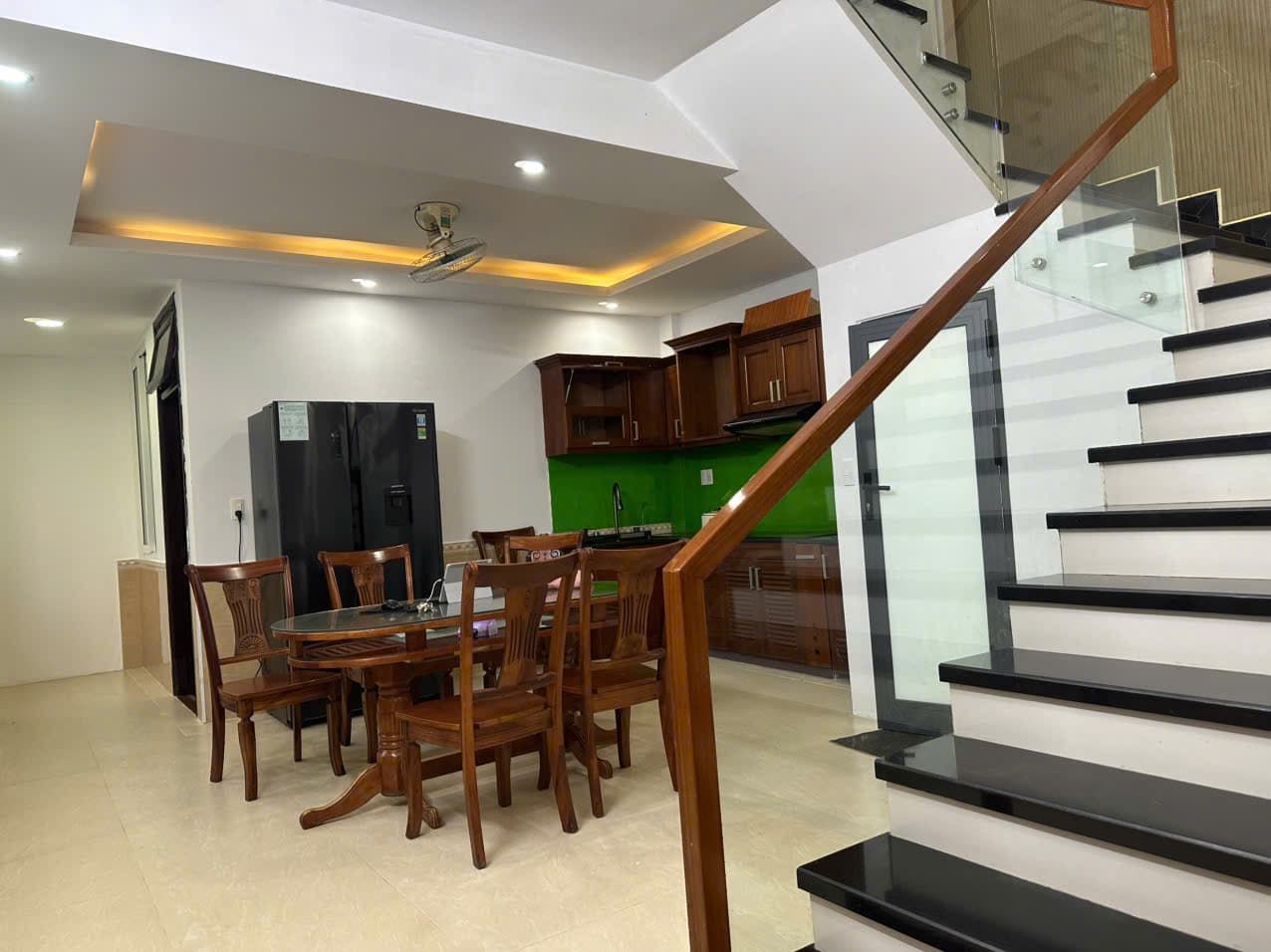 NHÀ NGUYÊN CĂN 3 TẦNG FULL NỘI THẤT GÓC NGÃ TƯ GẦN NGUYỄN PHƯỚC LAN - Ảnh 7