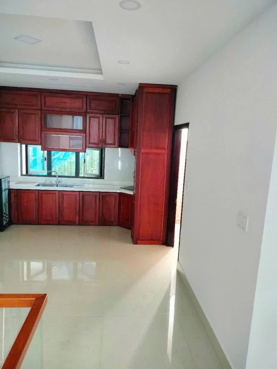NHÀ NGUYÊN CĂN 3 TẦNG 80M2 TẠI NGUYỄN CHƠN