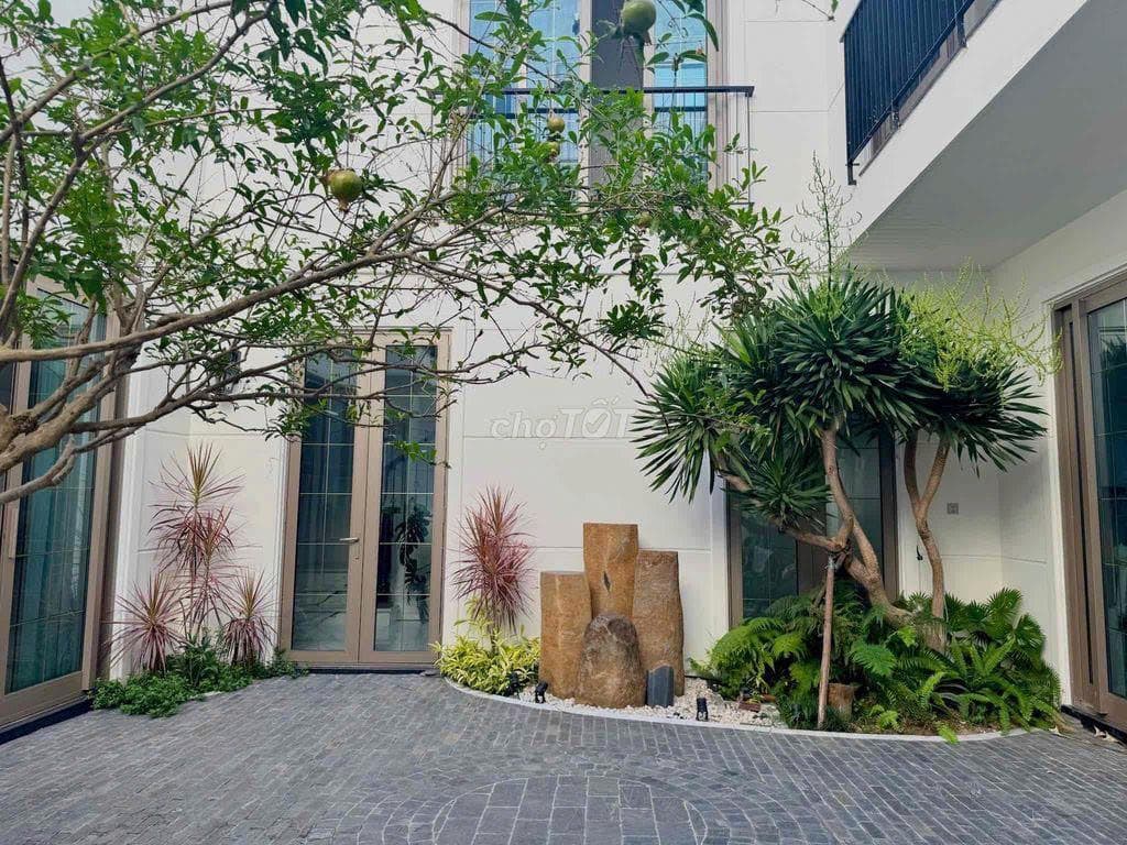 NGUYÊN CĂN BIỆT THỰ KHU FPT - Ảnh 4