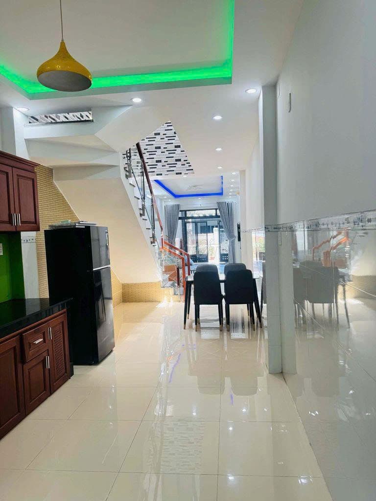NHÀ NGUYÊN CĂN 2 TẦNG 150M2 FULL NỘI THẤT TẠI NGUYỄN VĂN THOẠI - Ảnh 2