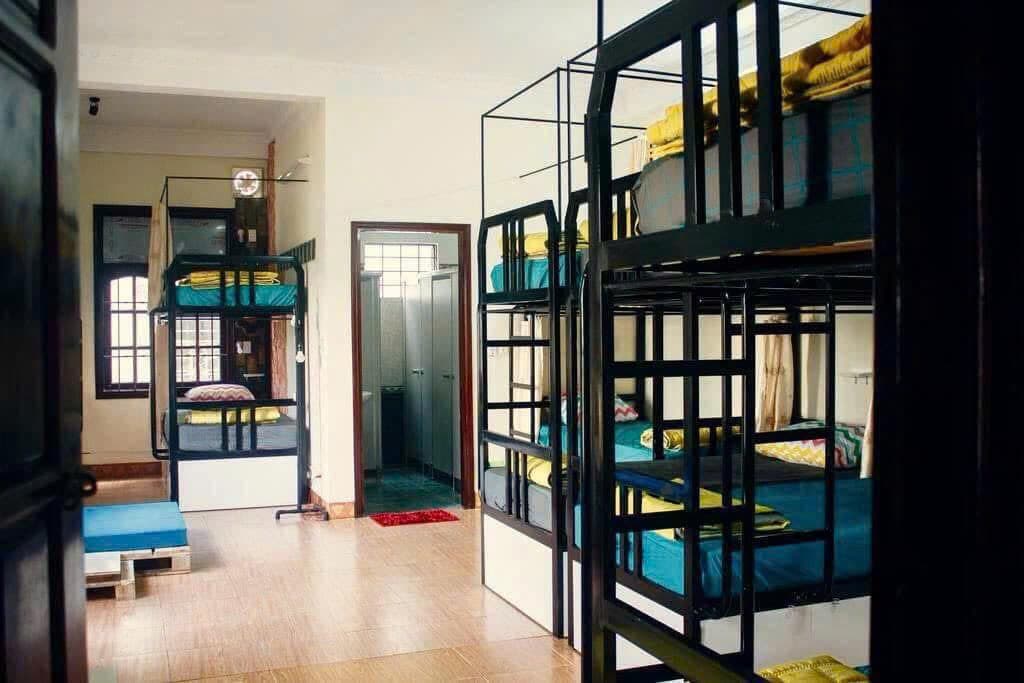 NHÀ NGUYÊN CĂN 3 TẦNG 140M2 TẠI ĐƯỜNG 3/2