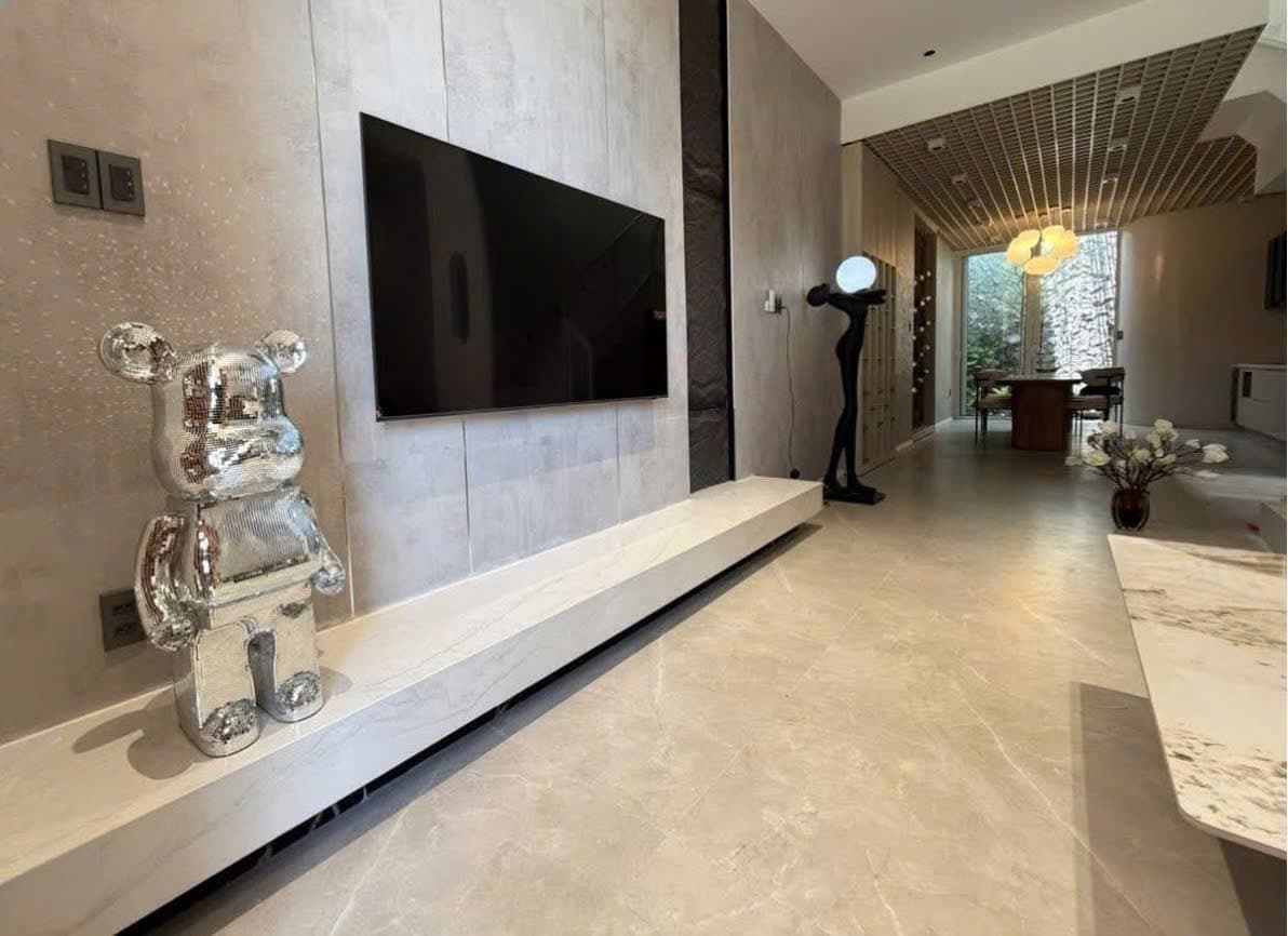 NGUYÊN CĂN HỒ NGHINH KHU VIP BIỂN SƠN TRÀ