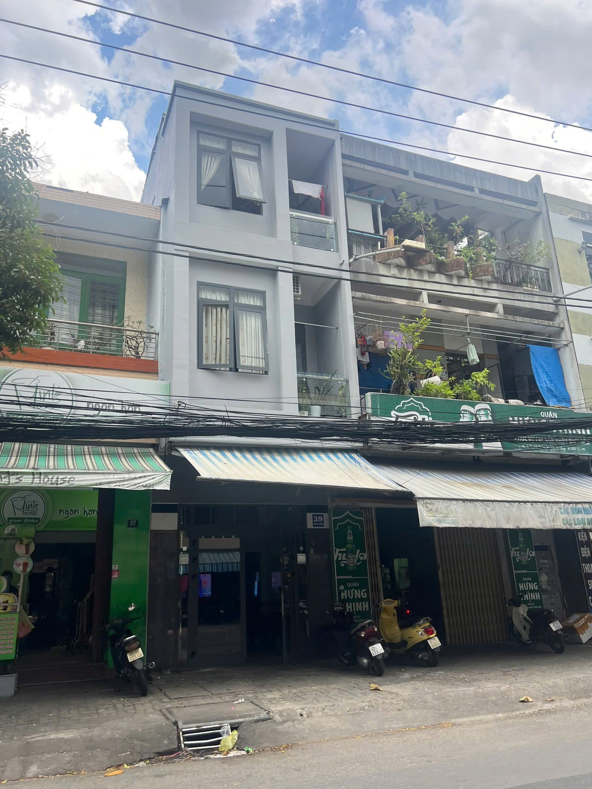 Nhà 2,5 tầng mặt tiền Ông Ích Khiêm 40m2, trống suốt phù hợp kinh doanh ăn uống