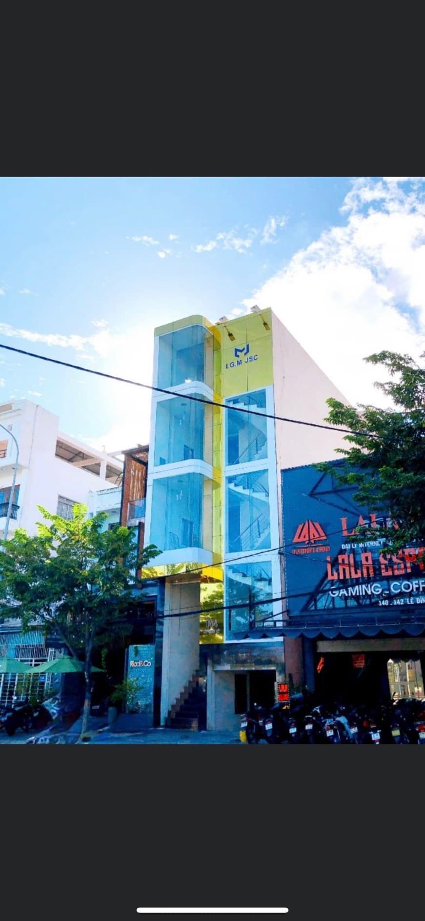 Tòa nhà văn phòng 5 tầng tại Lê Đình Lý, diện tích 120m2/tầng, phù hợp làm văn phòng và spa