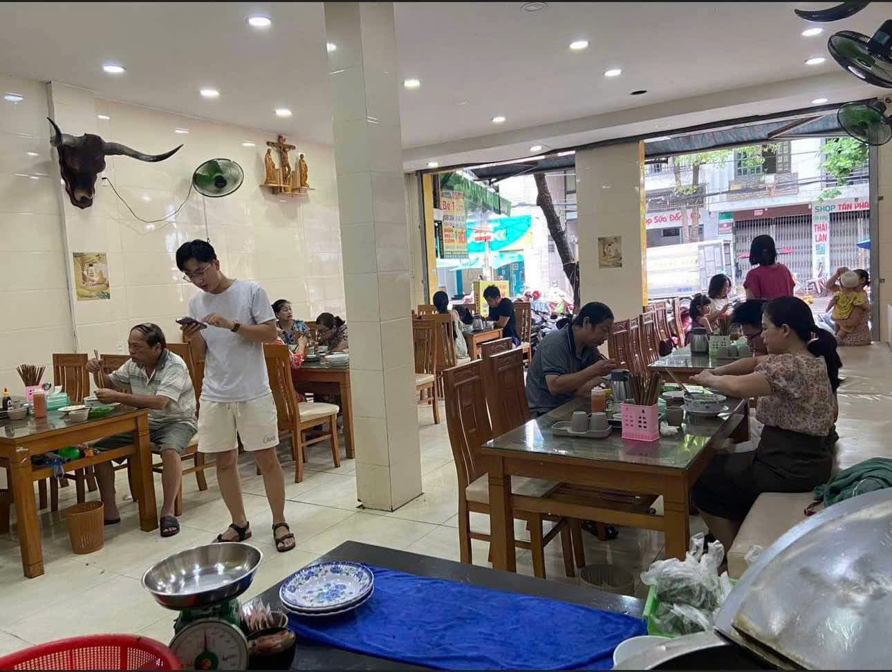 Nhà nguyên căn 2 tầng đường Đống Đa, diện tích 7,7x14m, phù hợp kinh doanh - Ảnh 3