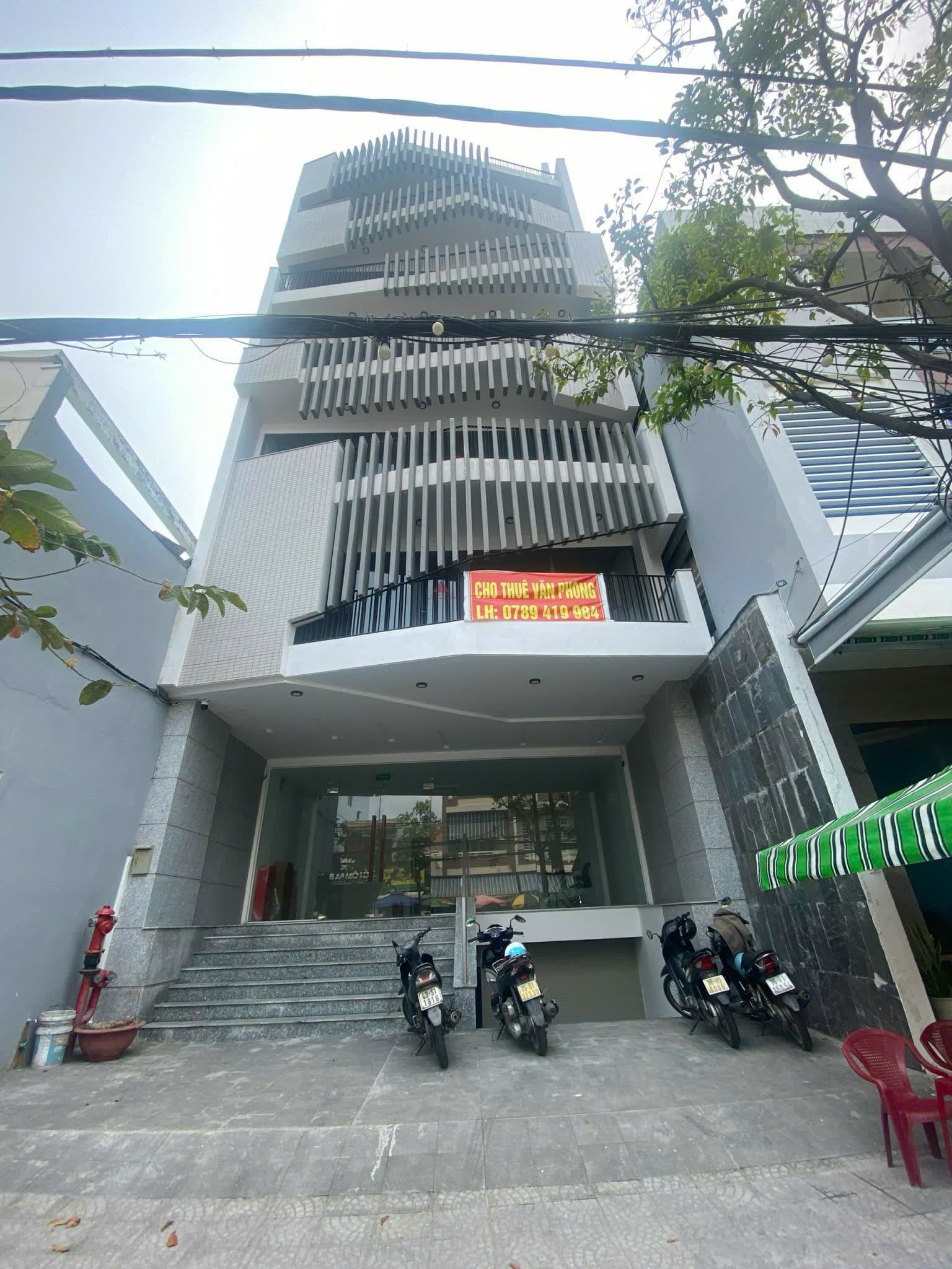 Mặt bằng kinh doanh mới đẹp 40m2 tại Núi Thành, có wc riêng và lối đi chung
