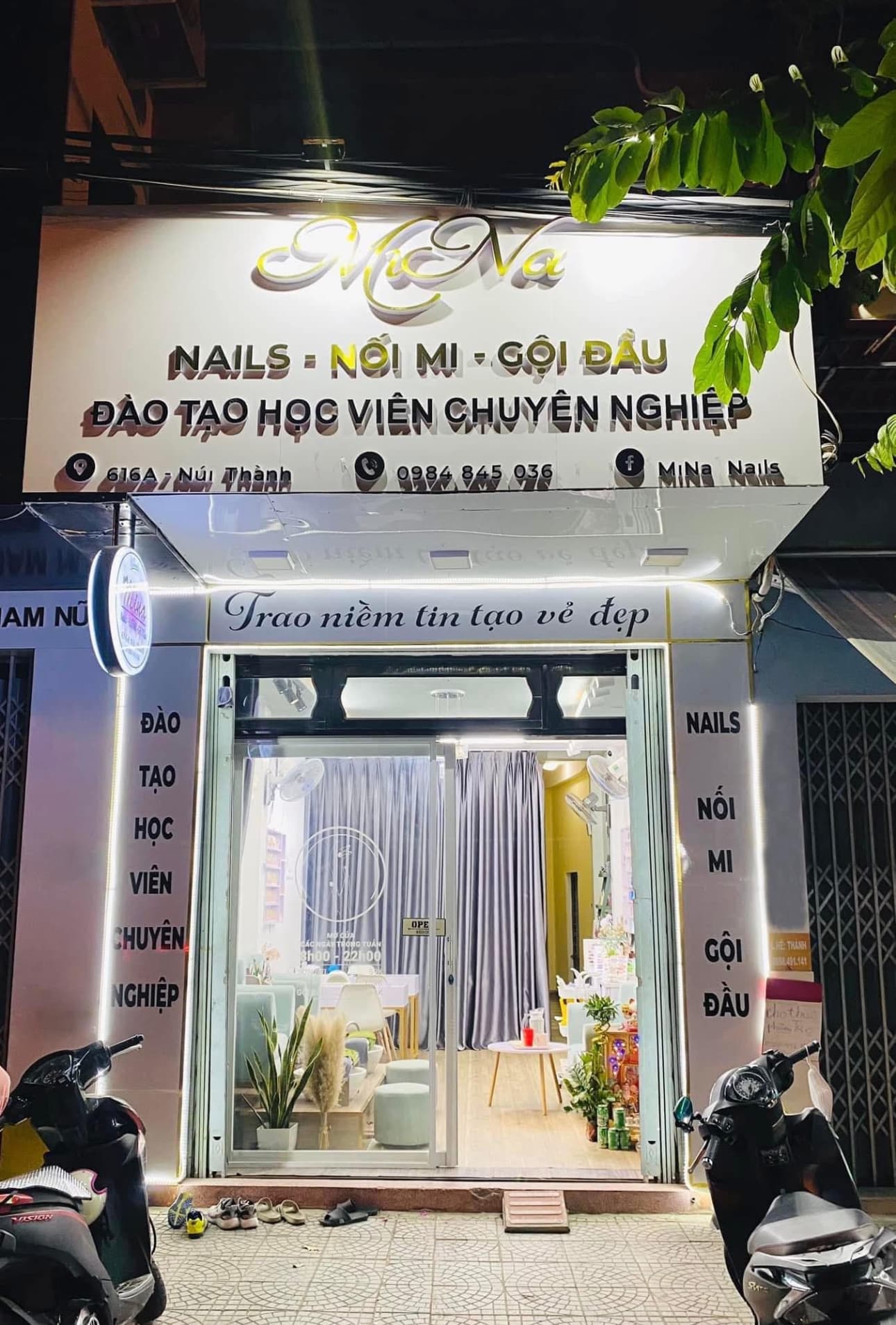 Mặt bằng trống suốt 2 tầng diện tích 3,5x14m hướng Đông, phù hợp kinh doanh văn phòng hoặc spa