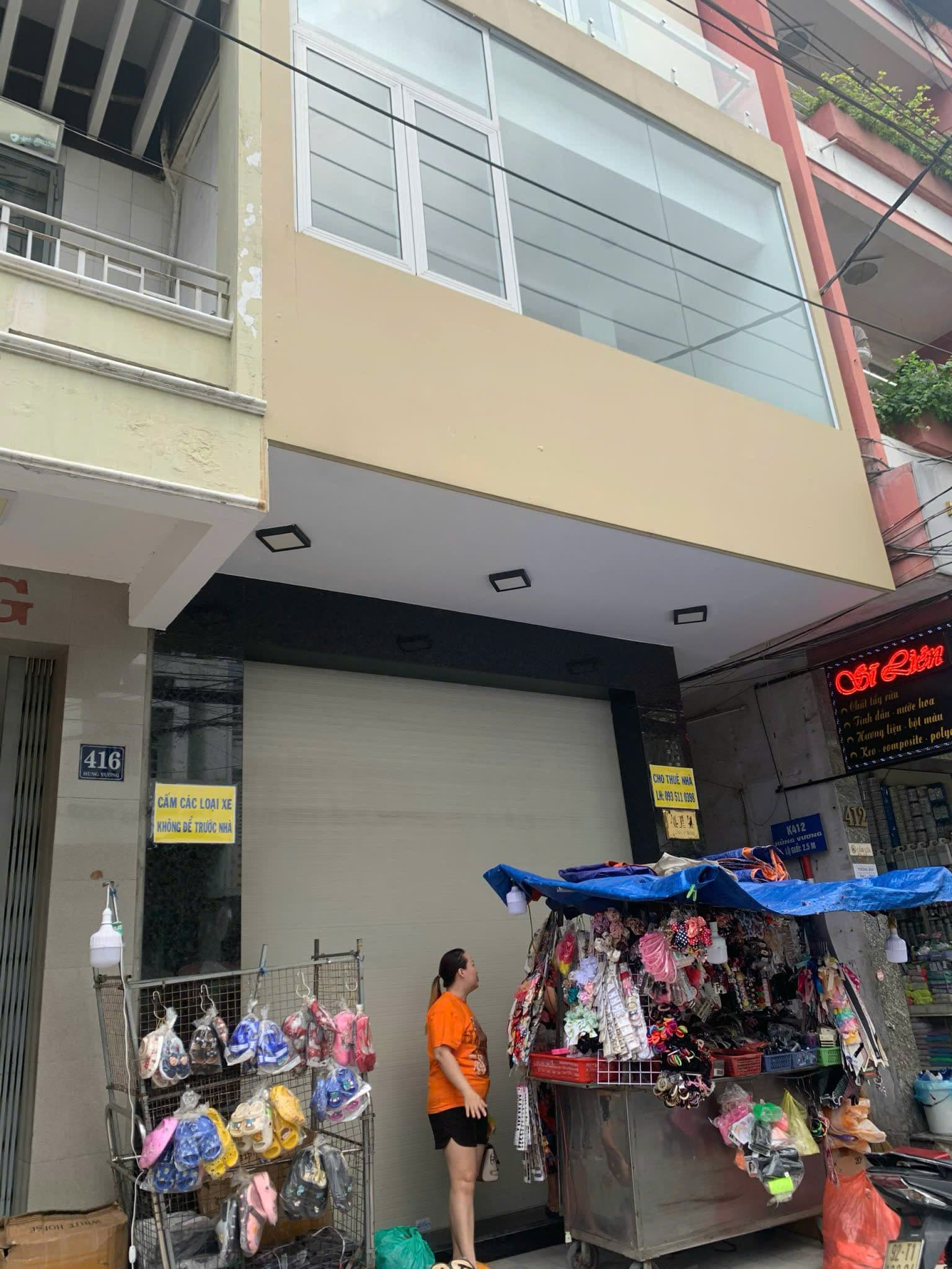 Nhà nguyên căn 4 tầng rưỡi diện tích 70m2 phù hợp kinh doanh tại Hùng Vương